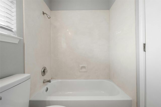 241 Marvin CV, Hutto, TX 78634