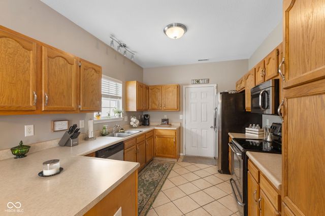 5349 Wood Hollow Drive, Indianapolis, IN 46239