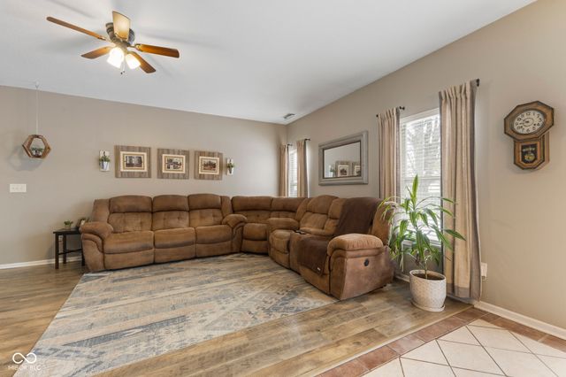 5349 Wood Hollow Drive, Indianapolis, IN 46239