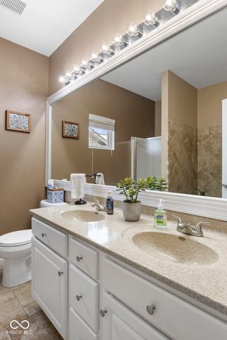 5349 Wood Hollow Drive, Indianapolis, IN 46239