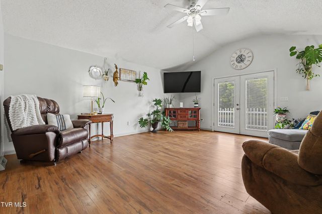 1435 Holly Creek Road, Greeneville, TN 37745