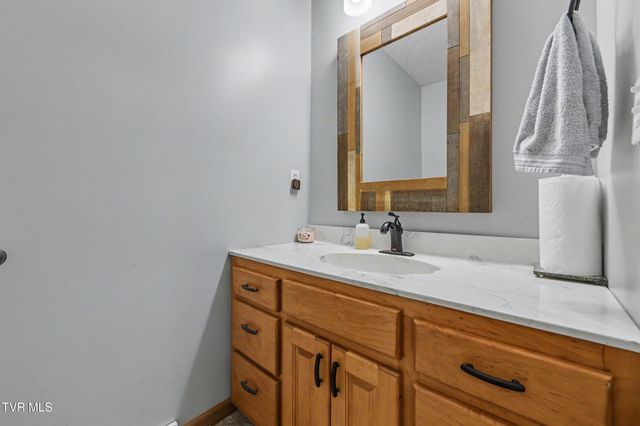 1435 Holly Creek Road, Greeneville, TN 37745