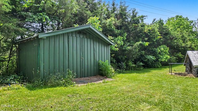 1435 Holly Creek Road, Greeneville, TN 37745