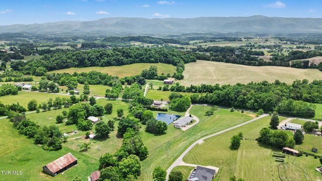 1435 Holly Creek Road, Greeneville, TN 37745