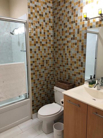 313 NE 2nd Street NE 901, Fort Lauderdale, FL 33301