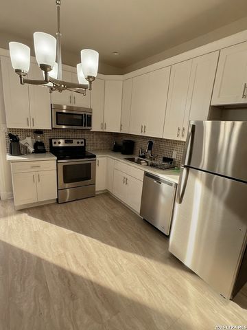 7711 Broadway Apt 4B, San Antonio, TX 78209