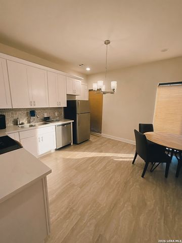 7711 Broadway Apt 4B, San Antonio, TX 78209