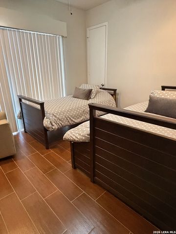 7711 Broadway Apt 4B, San Antonio, TX 78209