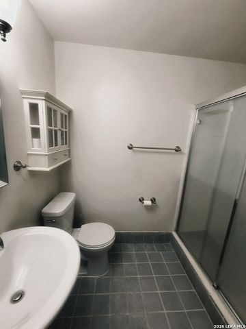 7711 Broadway Apt 4B, San Antonio, TX 78209