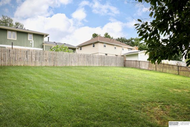 12111 Miami Street, Omaha, NE 68164