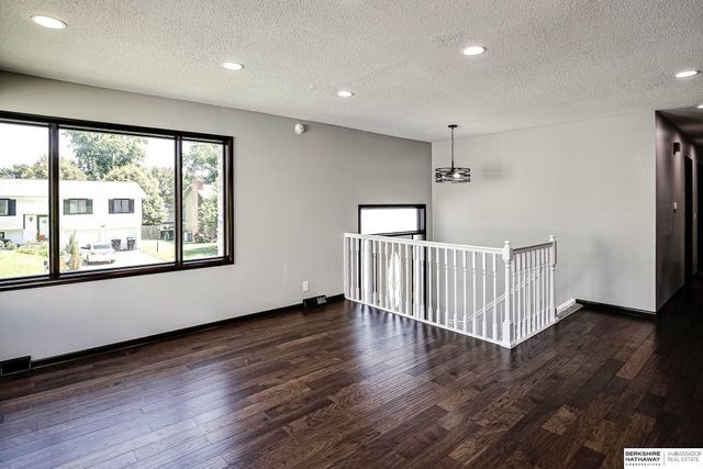 12111 Miami Street, Omaha, NE 68164