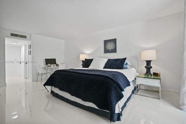 6423 Collins Avenue 203, Miami Beach, FL 33141
