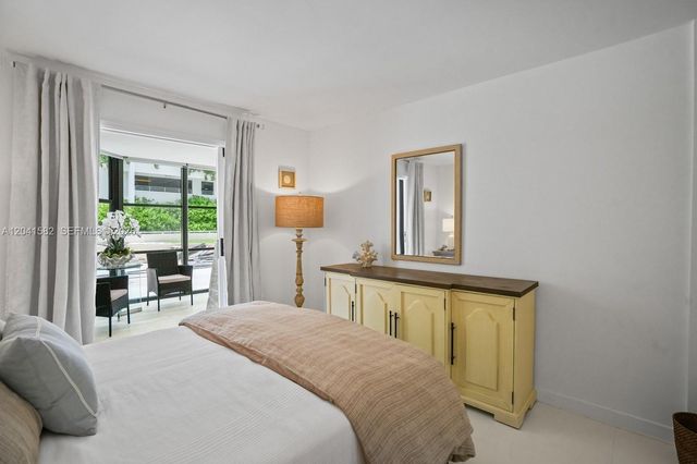 6423 Collins Avenue 203, Miami Beach, FL 33141