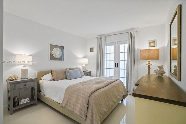 6423 Collins Avenue 203, Miami Beach, FL 33141