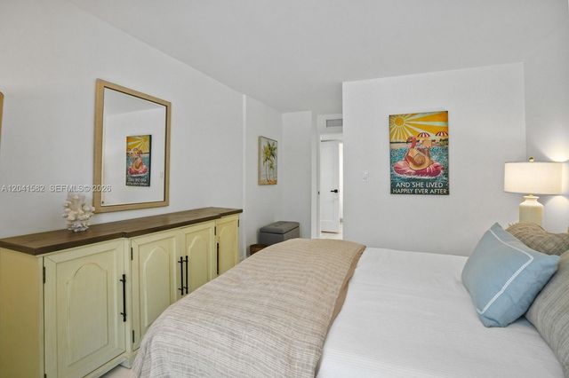 6423 Collins Avenue 203, Miami Beach, FL 33141