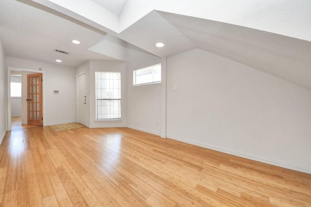 6601 Sands Point Drive 54, Houston, TX 77074