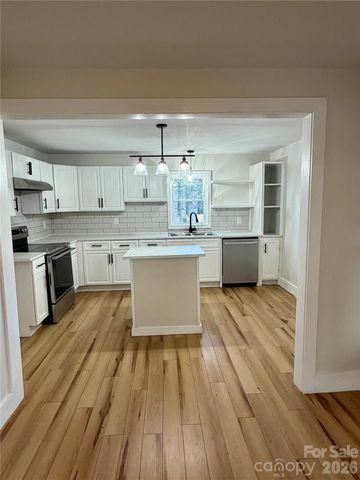 5192 Ralph Winchester Road, Lenoir, NC 28645