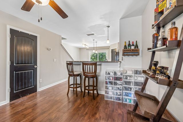 112 Cobblestone Place Dr, Goodlettsville, TN 37072