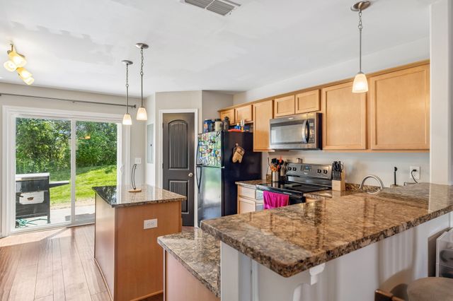 112 Cobblestone Place Dr, Goodlettsville, TN 37072