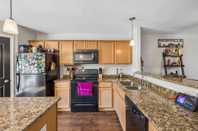 112 Cobblestone Place Dr, Goodlettsville, TN 37072