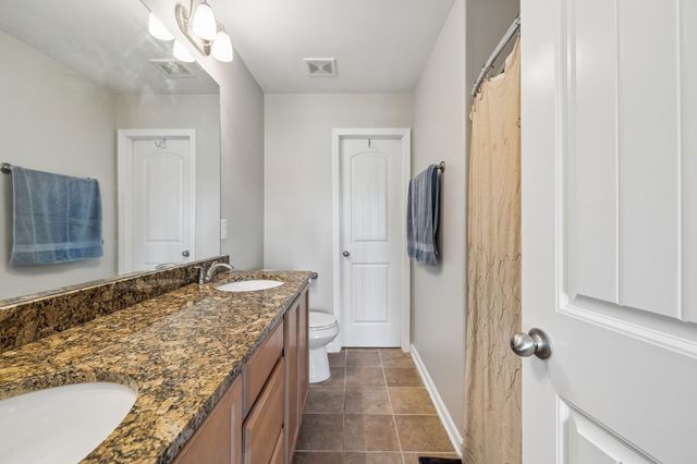 112 Cobblestone Place Dr, Goodlettsville, TN 37072