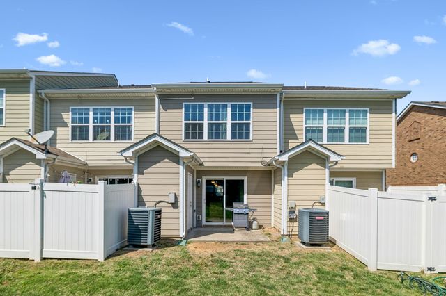 112 Cobblestone Place Dr, Goodlettsville, TN 37072
