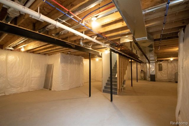 1 Brighton Road, Brighton, MI 48116