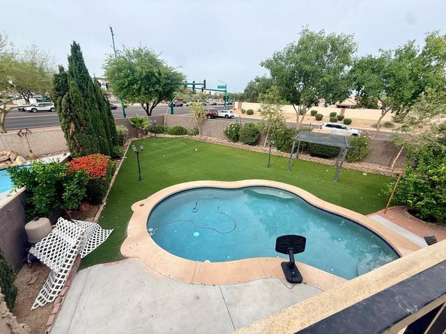 24833 N 37th Lane, Glendale, AZ 85310