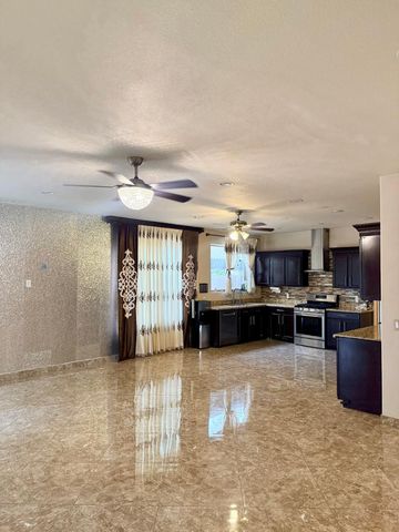 24833 N 37th Lane, Glendale, AZ 85310