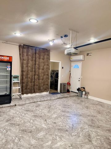 24833 N 37th Lane, Glendale, AZ 85310