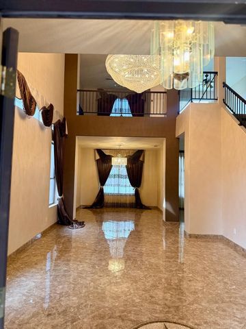 24833 N 37th Lane, Glendale, AZ 85310