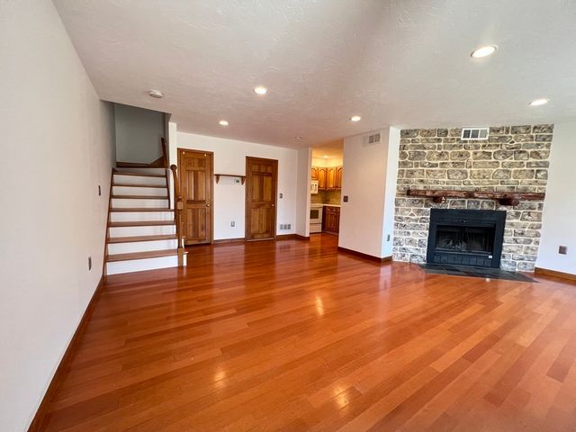 162 Quincy Shore Drive 65, Quincy, MA 02171