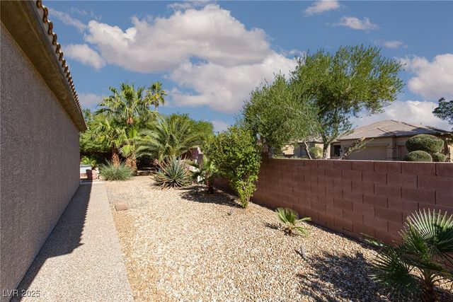 5706 Spruce Harbor Court, Las Vegas, NV 89122