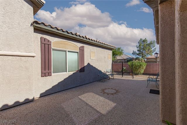 5706 Spruce Harbor Court, Las Vegas, NV 89122