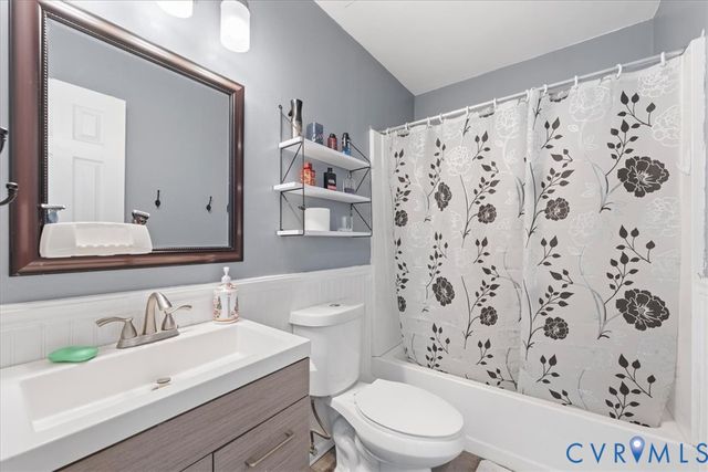 7907 Waterman Ln, Chesterfield, VA 23832