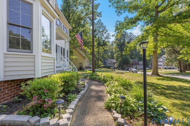 7907 Waterman Ln, Chesterfield, VA 23832