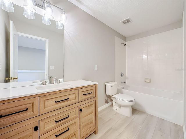 1620 ATLANTIC DRIVE, Ruskin, FL 33570