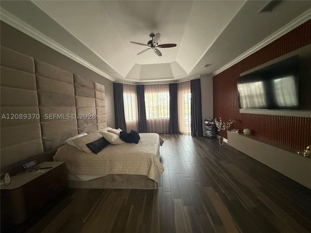 14883 SW 38th St, Davie, FL 33331