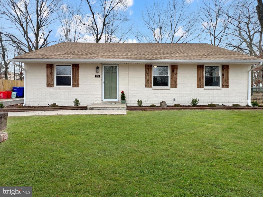 917 LOUIS DR, Millville, NJ 08332