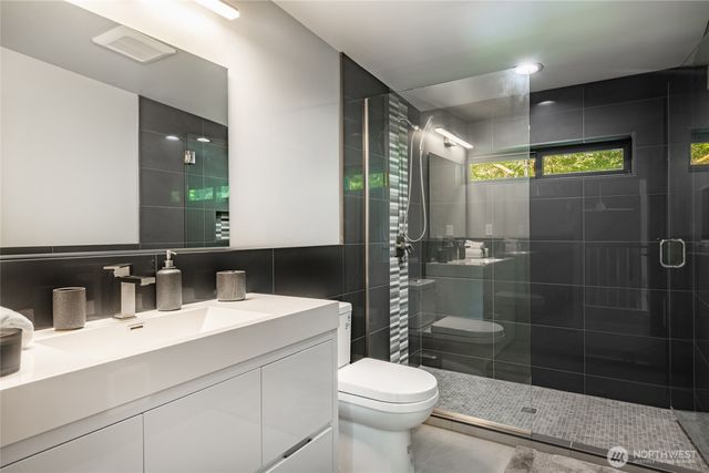 12031 Shuksan Rim Drive, Deming, WA 98244