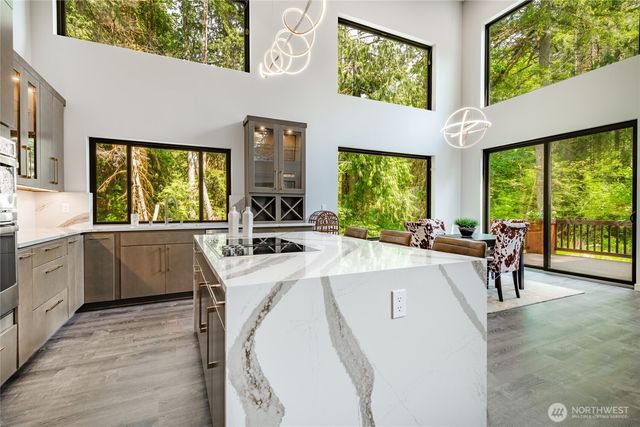 12031 Shuksan Rim Drive, Deming, WA 98244