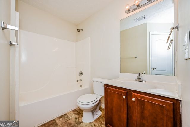 10 Stone Ridge Drive, Covington, GA 30016