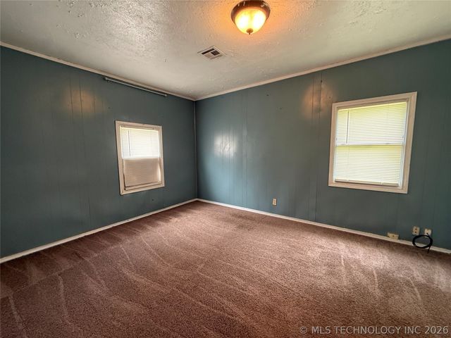 5901 E 3rd Street, Tulsa, OK 74112