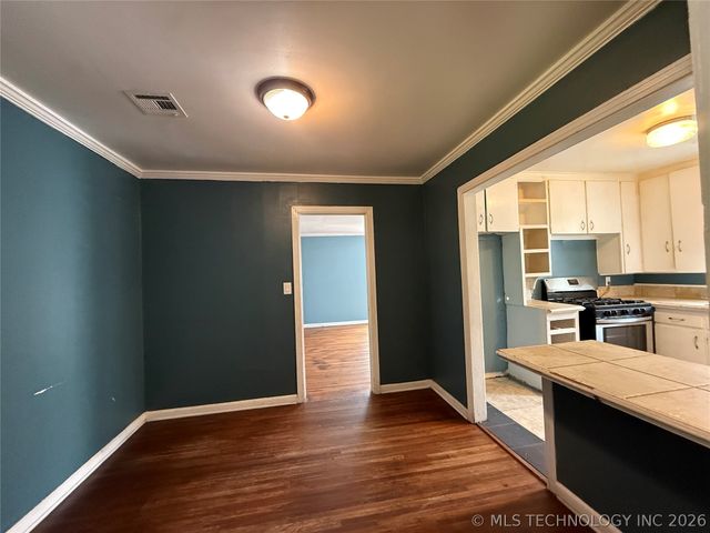 5901 E 3rd Street, Tulsa, OK 74112