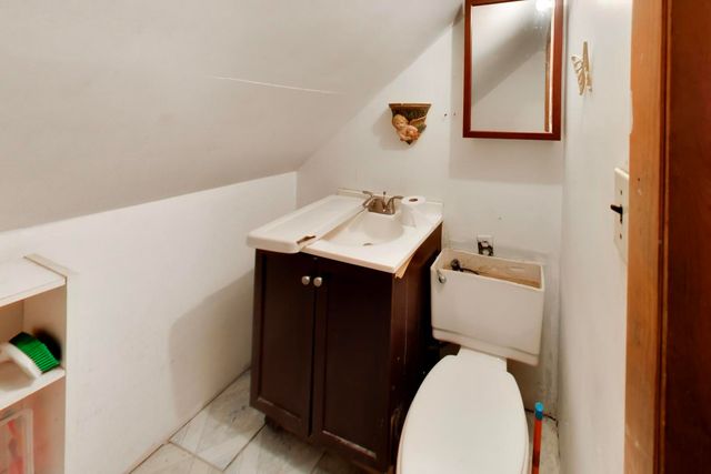 2625 S Central Park Avenue, Chicago, IL 60623