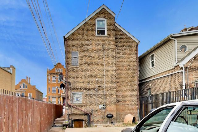 2625 S Central Park Avenue, Chicago, IL 60623