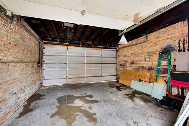 2625 S Central Park Avenue, Chicago, IL 60623