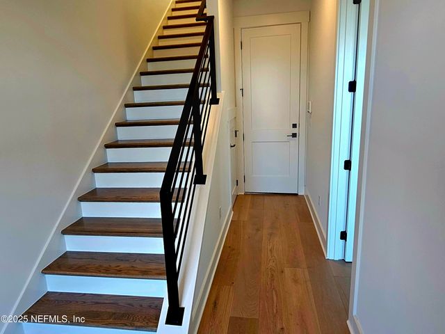 1928 PRUDENTIAL Drive, Jacksonville, FL 32207