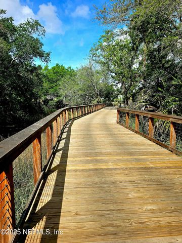 1928 PRUDENTIAL Drive, Jacksonville, FL 32207