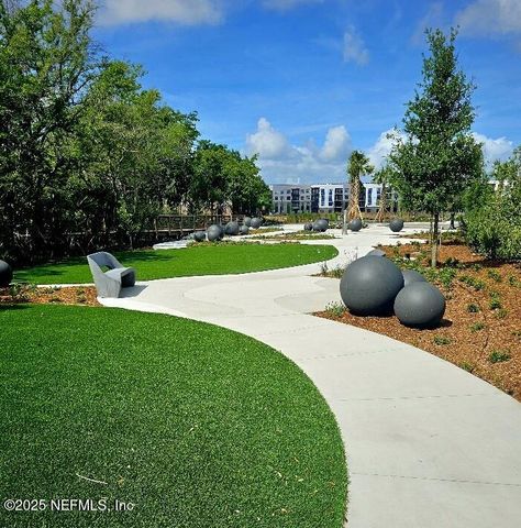 1928 PRUDENTIAL Drive, Jacksonville, FL 32207